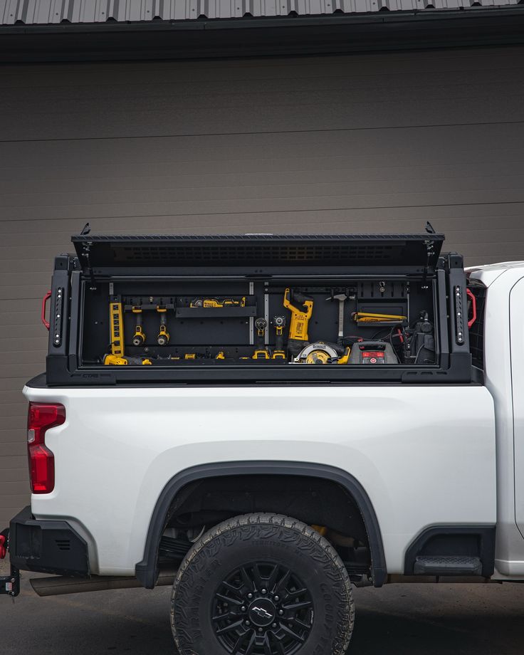 The Ultimate Guide to Upgrading Your Truck: Essential Accessories for Modern Pickups