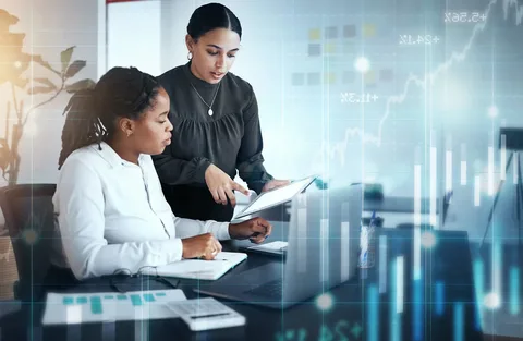Navigating Global Workforce Expansion: Demystifying Employer of Record and Contract Staffing