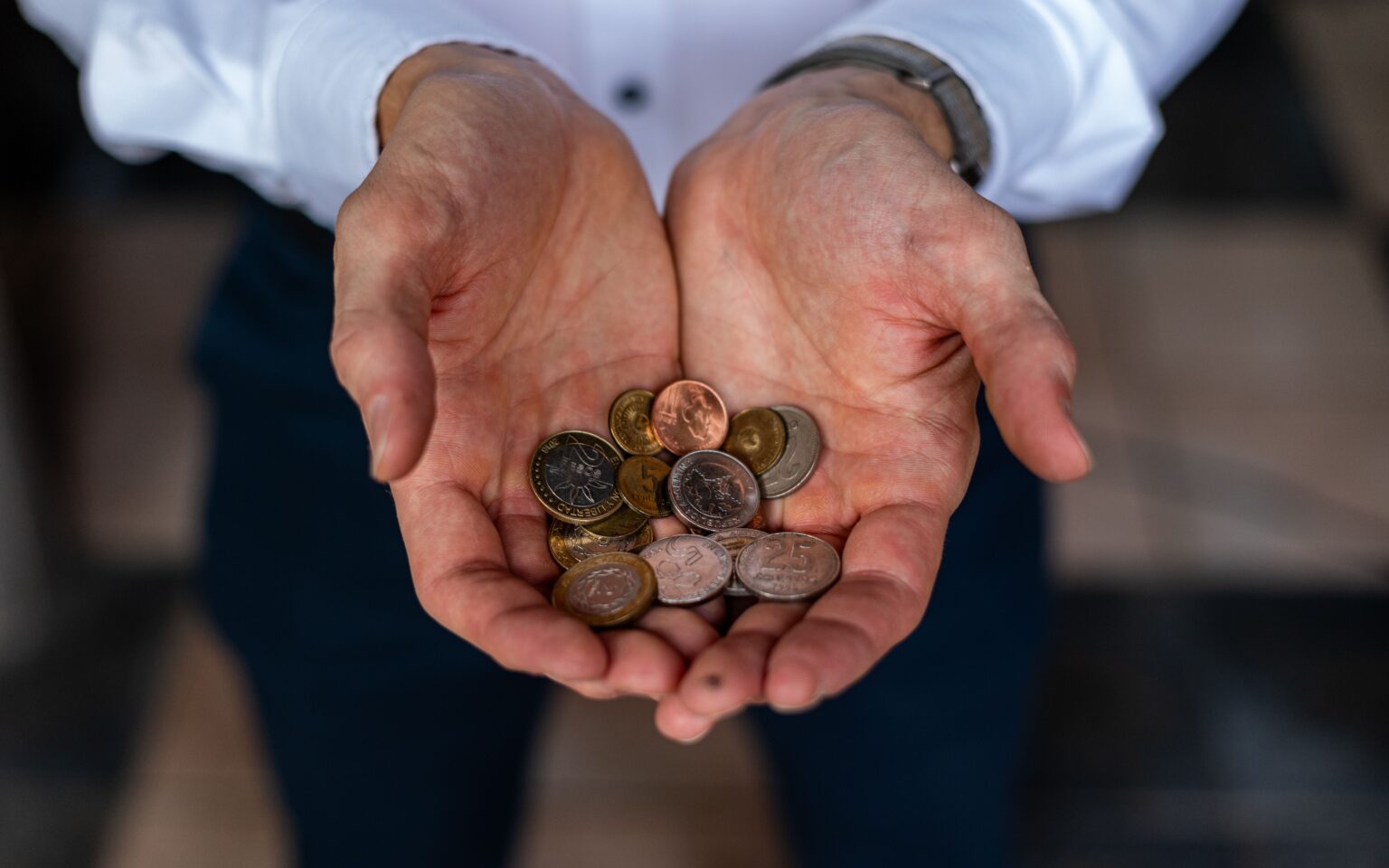 Choosing A Coin Dealer For Buying And Selling Coins